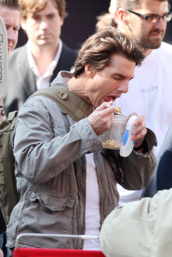 Tom Cruise et Cameron Diaz tournent une scène du film 'Wichita', à Boston Photo by GSI/ABACAPRESS.COM