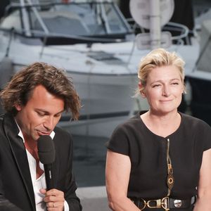 Exclusif - Bertrand Chameroy, Anne-Elisabeth Lemoine - Plateau de l'émission "C à vous" lors du 77ème Festival International du Film de Cannes le 21 mai 2024. © Jack Tribeca/Bestimage