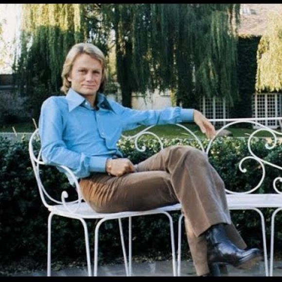 Claude François a vécu dans un moulin de l'Essonne avant de mourir

Claude François dans son moulin. Capture d'écran/YouTube