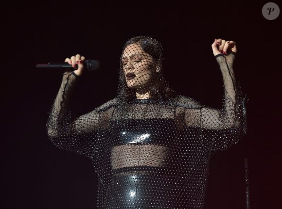 Jessie J en concert sur la scène de l'O2 Academy Newcastle le 30 novembre 2018. Backgrid UK/ Bestimage