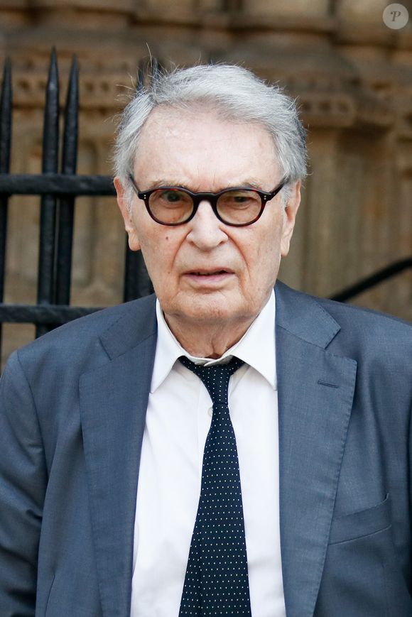 Guest - Sorties des obsèques de Philippe Labro en l'église de Saint-Germain-des-Prés à Paris le 13 juin 2025. © Dominique Jacovides - Christophe Clovis / Bestimage