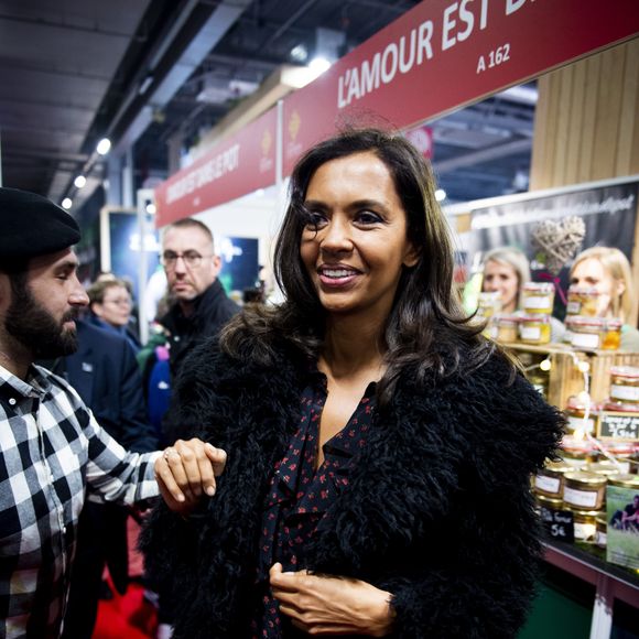 Karine Le Marchand (marraine de la CNDP (Commission nationale du débat public) et animatrice de lémission "L'amour est dans le pré") au 57ème salon International de l'Agriculture au parc des expositions de la porte de Versailles à Paris, France, le 23 février 2020. © Jean-Baptiste Autissier/Panoramic/Bestimage
