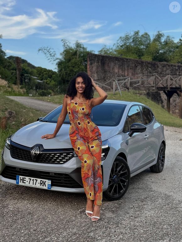 Elle étudie en BTS Professions Immobilières, en alternance.

Alicia Mertosetiko, élue Miss Guyane, Instagram