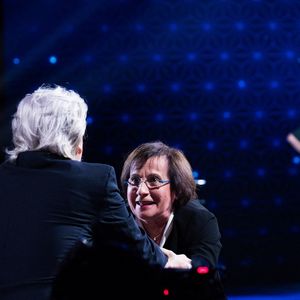 "Il y a neuf mois. Ce jour-là, j’ai su que c’était pour la dernière fois", confie-t-il au magazine.

Exclusif - Serge Lama, Marie-Paule Belle - Enregistrement de l'émission "La boîte à Secrets 5" à Paris, qui sera diffusée le 6 novembre sur France 3. 
© Tiziano Da Silva / Bestimage