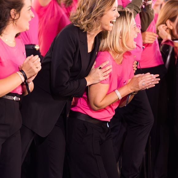 Exclusif - Isabelle Ithurburu - Soirée de lancement "Octobre Rose" organisée par l’association Ruban Rose présentée par I. Ithurburu à Paris le mardi 30 septembre 2025. 
© Léa Maï - Léo Trotin – association Ruban Rose / Bestimage