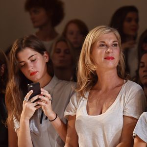 Michele Laroque et sa fille Oriane assistent au défilé de la collection prêt-à-porter printemps-été 2015 de Paul and Joe qui s'est tenu au Palais de Tokyo à Paris, France, le 30 septembre 2014. Photo Laurent Zabulon/ABACAPRESS.COM