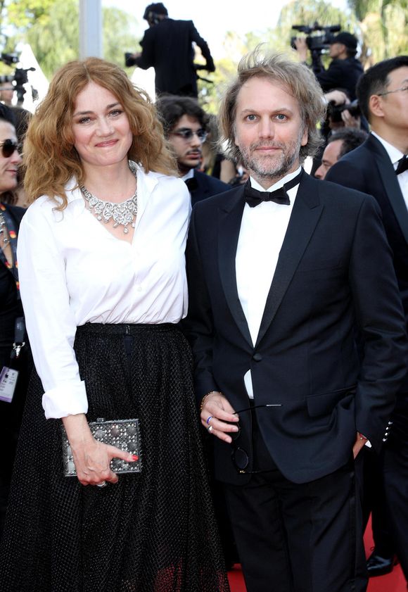 Marine Delterme et son mari Florian Zeller - Montée des marches du film " Triangle of Sadness (Sans filtre) " lors du 75ème Festival International du Film de Cannes. Le 21 mai 2022
© Dominique Jacovides / Bestimage