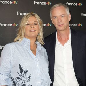 Flavie Flament et Julien Arnaud au photocall de la conférence de presse de rentrée de France Télévisions à Paris, France, le 4 septembre 2024. © Coadic Guirec/Bestimage