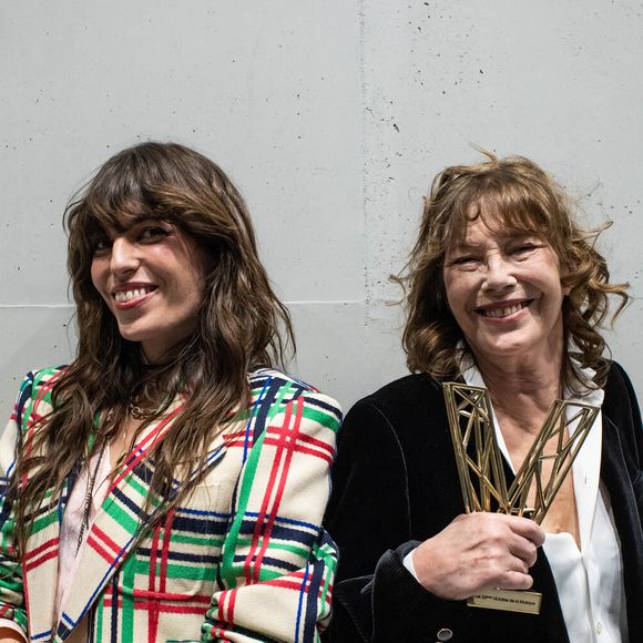 Lou Doillon est la fille de Jane Birkin, qui est décédée à l'âge de 76 ans

Exclusif - Lou Doillon et sa mère Jane Birkin - Backstage de la 36ème édition des Victoires de la Musique à la Seine Musicale à Boulogne-Billancourt, France. © Cyril Moreau/Bestimage