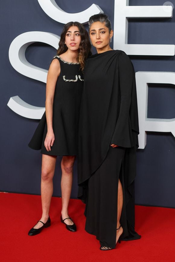 Golshifteh Farahani et sa fille Lilaya au photocall de la 51ème cérémonie des César à l'Olympia à Paris, France, le 26 février 2025 © Borde-Jacovides-Olivier/Bestimage