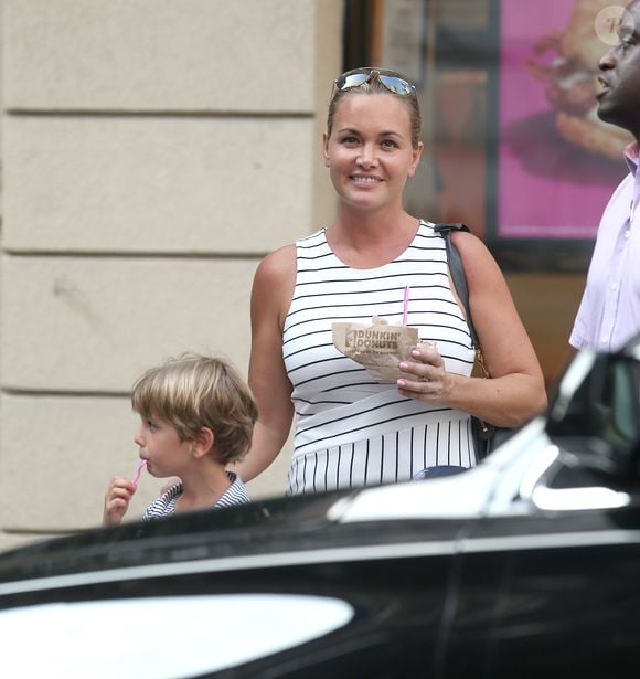 Info - Tiger Woods officialise sa relation avec Vanessa Trump - Exclusif - Donald Trump Jr et sa future ex-femme Vanessa ont été aperçus avec leurs enfants Donald III, Kai, Chloe, Tristan et Spencer en train de manger une glace dans les rues de New York, le 6 aout 2018. The ImageDirect / Bestimage