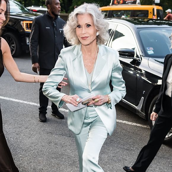Jane Fonda arrive au WMC 2025 Women's Media Awards à l'hôtel JW Marriott Essex House à New York City, New York, USA le 5 juin 2025. Photo par Ouzounova/splash News/ABACAPRESS.COM