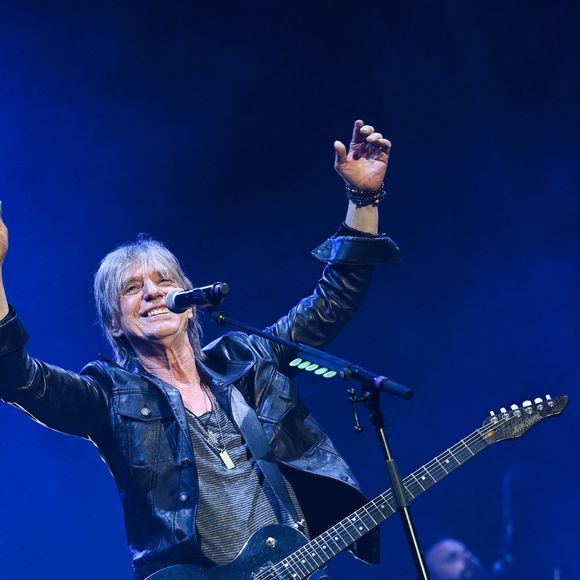 Jean-Louis Aubert sur scène lors du festival des Francofolies 2021 à la Rochelle, France, le 10 juillet 2021.
MPP / Bestimage