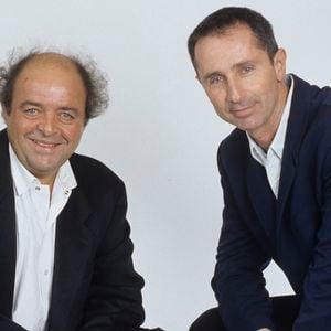 Archives -  En France, à Paris, lors de la 4ème cérémonie des lumières 1998 au Théâtre Marigny, e Jacques Villeret et Thierry Lhermitte ensemble.
© Michel Marizy via Bestimage