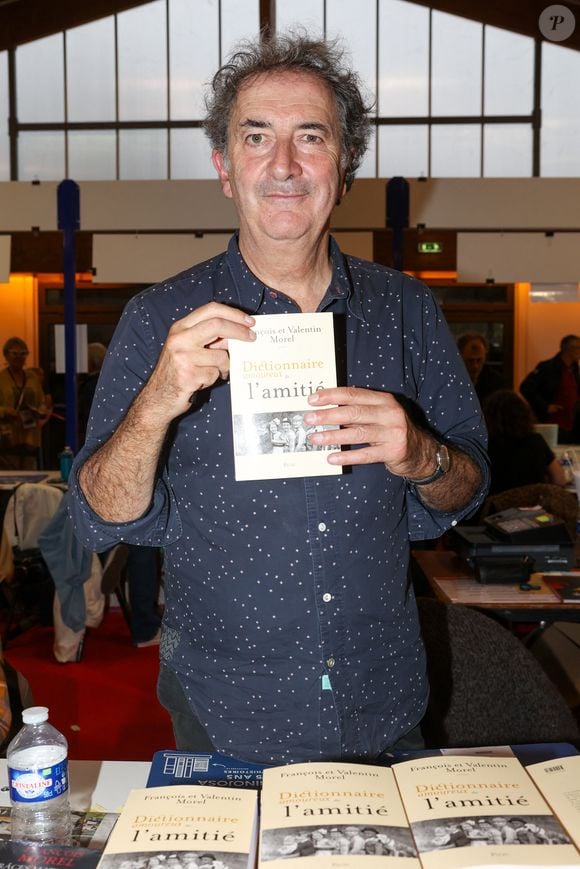 Dans le dernier numéro de Paris Match, il évoque ses derniers mois. 

François Morel à la Halle Georges Brassens de Brive-la-Gaillarde pour la Foire du Livre de Brive , le 9 novembre 2024. © Jean-Marc Lhomer / Bestimage