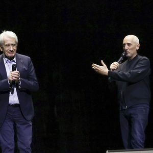 Exclusif - Gad Elmaleh célèbre les cinquante ans de carrière de Gilbert Coullier sur la scène du Zenith de Rouen à la fin de son spectacle "Lui même" 
Le 28 mars 2025. © Jack Tribeca / Bestimage