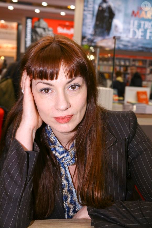 Agnes Michaux  - 33eme edition du Salon du Livre de la porte de Versailles a Paris le 24 mars 2013.
