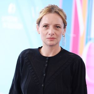 Charlie Bruneau - Photocall de ' En Famille '  lors du 64eme Festival de Télevision de Monte Carlo lau Grimaldi Forum le 15 Juin 2025.

© Denis Guignebourg/Bestimage