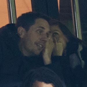 Grand Corps Malade et sa femme Julia Marsaud dans les tribunes lors du match de championnat de Ligue 1 Uber Eats opposant le Paris Saint-Germain à l'Olympique Lyonnais au Parc des Princes à Paris le 2 avril 2023. Photo Bestimage
