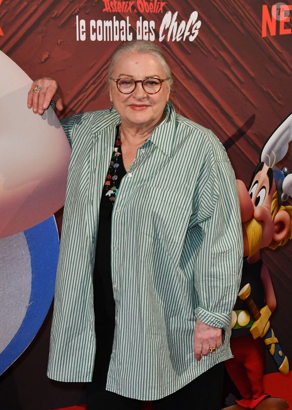 Josiane Balasko - Photocall de la série Netflix "Astérix et Obélix : le combat des chefs" au Cirque d'Hiver Bouglione à Paris le 29 avril 2025. © Veeren/Bestimage
