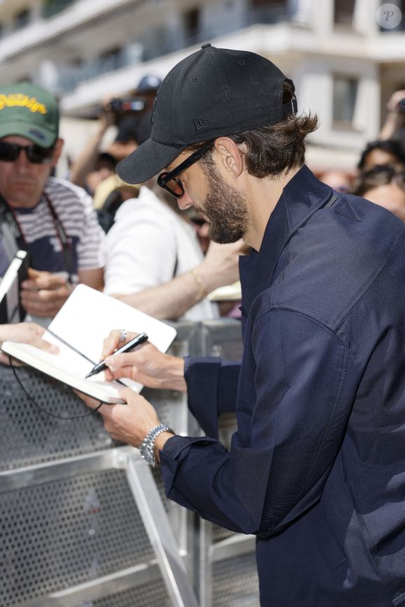 Cannes, France- 16 mai Pierre Niney arrive à l'hôtel Martinez pendant le 79e Festival de Cannes, le 16 mai 2026 à Cannes, France. Photo par Marco Piovanotto/ABACAPRESS.COM