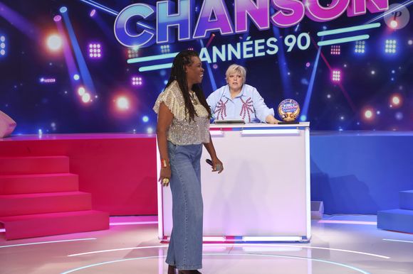 Exclusif - Laurence Boccolini, Princesse Erika, lors de l'enregistrement de l'émission "On Connait La Chanson Années 90", présentée par L.Boccolini et diffusée le 19 mai 2026 sur W9, à Paris, France, le 8 avril 2026. © Jack Tribeca/Bestimage
