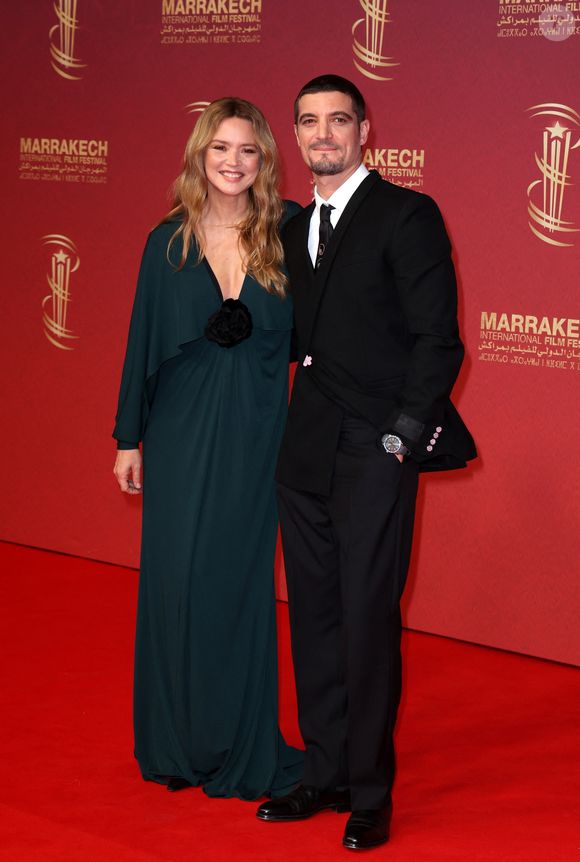 Un deuxième bébé qui a tout changé pour Virginie Efira, déjà maman d'une fille prénommée Ali et âgée de 12 ans.

Virginie Efira et Niels Schneider au photocall lors de la deuxième journée de la 22ème édition du Festival International du Film de Marrakech, Maroc, le 29 novembre 2025. © Dominique Jacovides/Bestimage