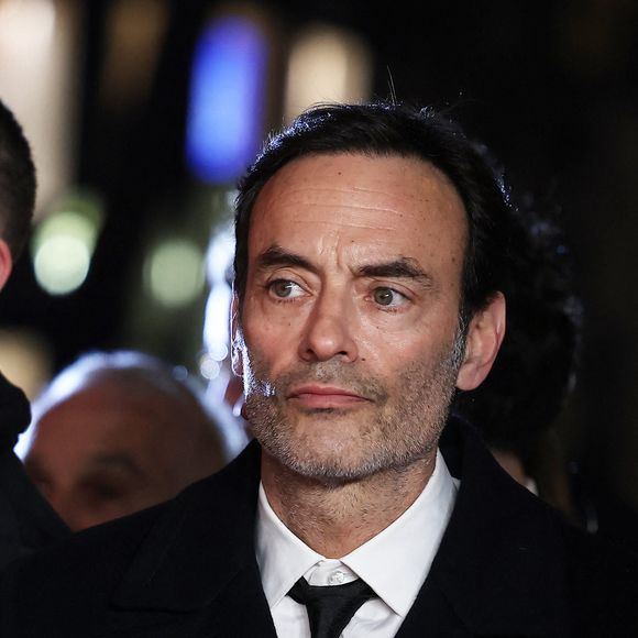 Pour travailler sur un nouveau projet.

Anthony Delon - Photocall de la 50ème édition de la cérémonie des César à l'Olympia à Paris, France, le 28 février 2025 © Dominique Jacovides - Olivier Borde / Bestimage