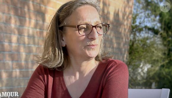 Dans le prochain épisode, Sylvie prend la décision de quitter l'aventure et plier bagages.

Sylvie quitte l'aventure dans "L'amour est dans le pré"