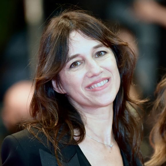 Charlotte Gainsbourg  - Montée des marches du film «Jane par Charlotte» lors du 74ème Festival International du Film de Cannes. Le 7 juillet 2021
MPP / Bestimage