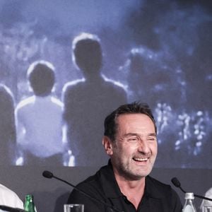 François Civil, Gilles Lellouche et Adèle Exarchopoulos assistent à la conférence de presse de "L'Amour Ouf" lors du 77e Festival de Cannes au Palais des Festivals le 24 mai 2024 à Cannes, France. Photo by David Boyer/ABACAPRESS.COM