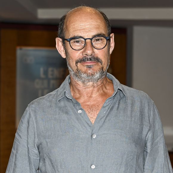 Bernard Campan assiste à la première de "L'enfant qui mesurait le monde" le 26 juin 2024 à Paris, France. Photo par Victor Joly/ABACAPRESS.COM