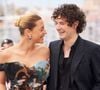 Vincent Lacoste et la comédienne partagent une amitié solide née bien avant la vague du succès.

Adèle Exarchopoulos et Vincent Lacoste au photocall de "Elemental" lors du 76ème Festival International du Film de Cannes, le 27 mai 2023.

© Moreau/Jacovides/Bestimage