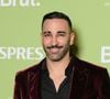 Et d'ajouter sur Adil Rami : "C’est un garçon très charismatique, rigolo et charmant et je suis sûre que ça va bien se passer. Ce que je peux vous garantir c’est que cette présentation ne va pas être parfaite (rires)"
Adil Rami - Soirée Nespresso x Brut 2025 lors du 78ème Festival de Cannes à La Plage Nespresso le 15 mai 2025. © Lionel Urman/Bestimage