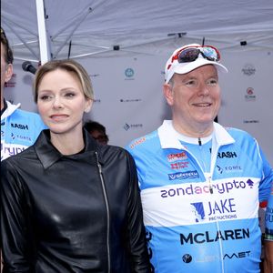 La femme d’Albert de Monaco s’est rendue à la Cathédrale de Monaco ce 15 mai

La princesse Charlène de Monaco et le prince Albert II de Monaco - Le prince Albert II de Monaco participe à une randonnée à vélo de Saint-Tropez à la Principauté de Monaco en 4 heures et 15 minutes, au profit de la Fondation de la Princesse Charlène de Monaco le 27 avril 2025. © Claudia Albuquerque/Bestimage