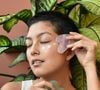 Les crèmes et gel-crèmes aux textures légères permettent de nourrir l'épiderme sans obstruer les pores ni créer d'imperfections.