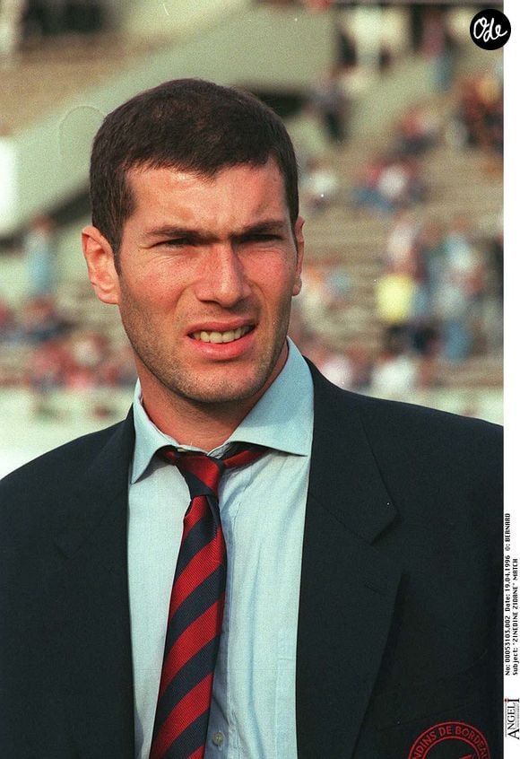 Pendant quatre ans, entre 1983 et 1987, celui que tout le monde appelait encore "Yazid" évolue au Sports Olympiques de Septèmes.

Archive - Zinedine Zidane 1996 PATRICK BERNARD / BESTIMAGE