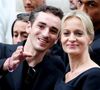 Ce jeudi, la journaliste Audrey Crespo-Mara a dévoilé dans sa story Instagram des clichés exclusifs du mariage civil de son beau-fils, Gaston.

Gaston Ardisson, Audrey Crespo-Mara et son fils Sékou - Sorties des obsèques de Thierry Ardisson dans l'église Saint-Roch de Paris, France.

© Clovis-Jacovides/Bestimage