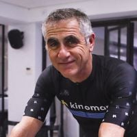 Faire du vélo avec Laurent Jalabert c'est possible ! L'ancien champion organise des sessions qui se vendent à prix d'or