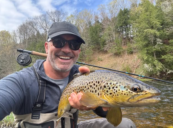 Cyril Chauquet, figure de RMC Découverte.