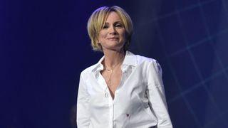 "Pour moi, la frontalière..." : Patricia Kaas a chanté en Russie invitée par Poutine, un choix sur lequel elle ne mâche pas ses mots
