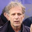 "Il faut savoir s'économiser un peu avant qu'il ne soit trop tard" : A 67 ans, Charles Berling met fin à l'une de ses activités professionnelles