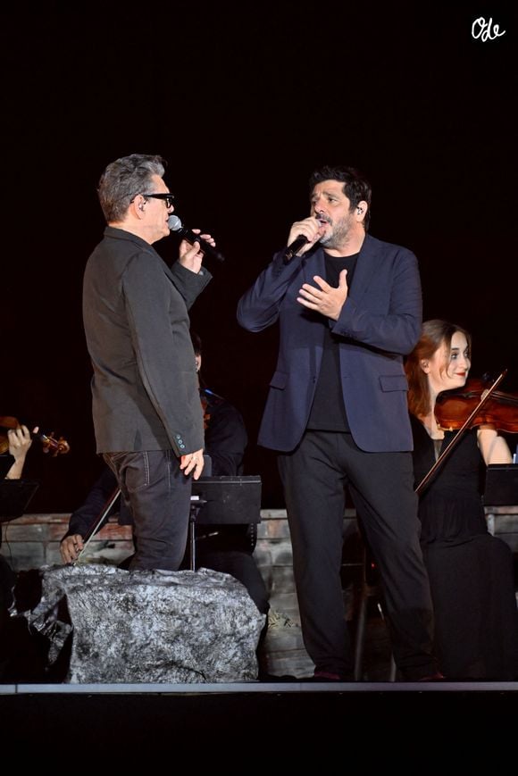 Marc Lavoine et Patrick Fiori durant Corsu Mezu Mezu, le concert emmené par Patrick Fiori qui a eu lieu au stade Orange Vélodrome à Marseille, le 22 mai 2026, diffusé le 28 août sur France 3.. © Bruno Bebert/Bestimage