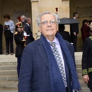 Bernard Pivot - Le journaliste écrivain Marc Lambron entre à l'Académie Française à Paris le 14 avril 2016. © Coadic Guirec/Bestimage