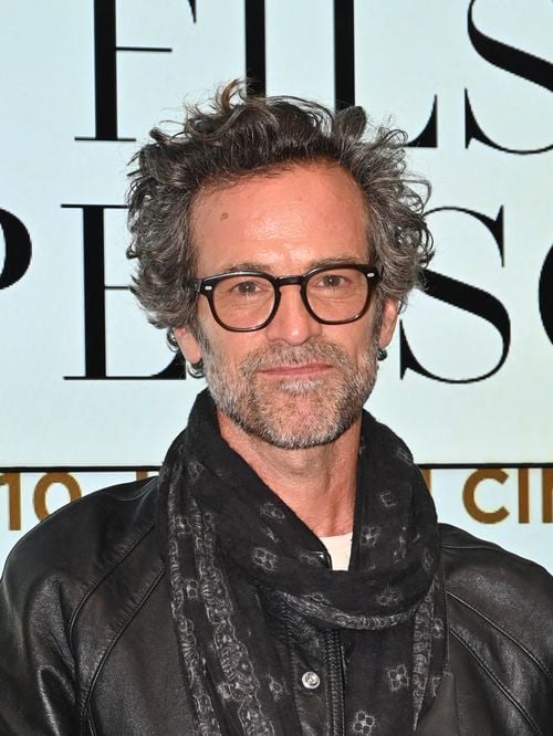 Romain Duris : sa sœur Caroline, pianiste classique et performeuse électro, a joué un grand rôle dans sa carrière
