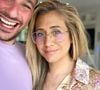 Le Parisien a appris que "du scénario au montage" de leurs vidéos de seulement 45 secondes minimum et tournées en collaboration avec des marques, ils font "tout pour 3 000 euros".
Emilie et Franck Fanich de "Familles nombreuses" radieux sur Instagram