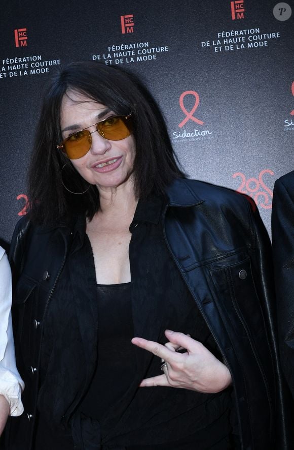 Béatrice Dalle - Photocall de la 20ème édition du dîner de la Mode du Sidaction, "Annees Palace" au Pavillon Cambon Capucines à Paris le 6 juillet 2023. Ce dîner signe la clôture des défilés de la Semaine de la Haute Couture à Paris. © Rachid Bellak/Bestimage