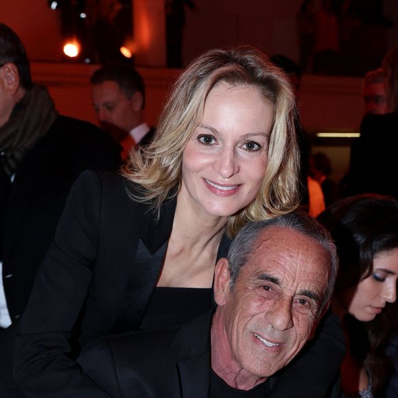Audrey Crespo-Mara et Thierry Ardisson lors de la soirée de gala "Heroes for Imagine" qui a permis de récolter dix millions d'euros au profit de la recherche contre les maladies génétiques à Paris le 23 septembre 2024.  © Dominique Jacovides / Bestimage