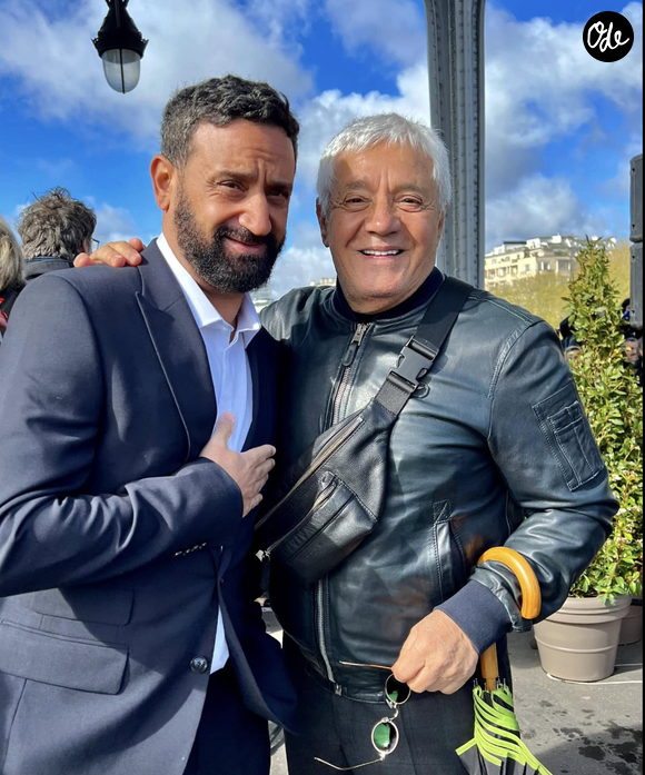 Des acteurs aux chanteurs, en passant par les mannequins et les sportifs, les personnalités s'y succèdent chaque été

Cyril Hanouna au "Mamo Michelangelo", restaurant d'Antibes prisé par les stars @Facebook