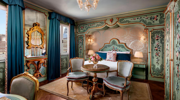 Les deux premières collections mettent à l'honneur les enseignes W Hotels et Westin Hotels & Resorts.

Le groupe Marriott lance sa boutique déco !